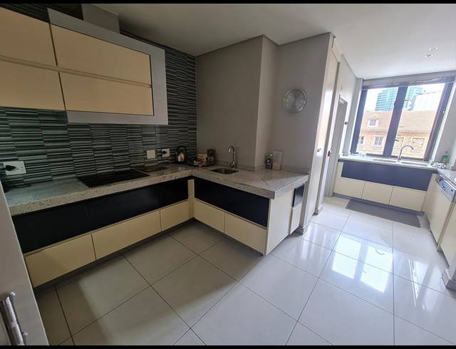 2 BEDROOM APARTMENT FOR SALE IN MORNINGSIDE